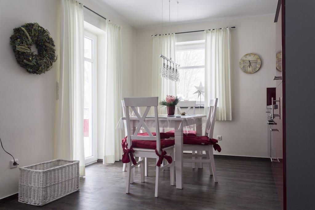Haus Am Lagunenbad Ferienwohnung Ettelsberg Вилинген Стая снимка
