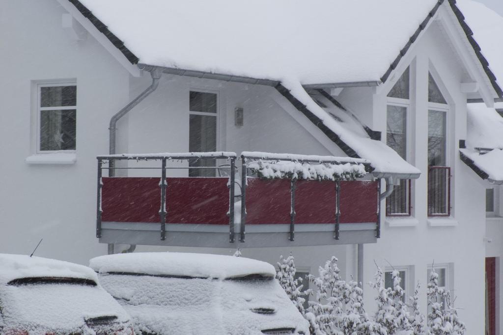 Haus Am Lagunenbad Ferienwohnung Ettelsberg Вилинген Екстериор снимка